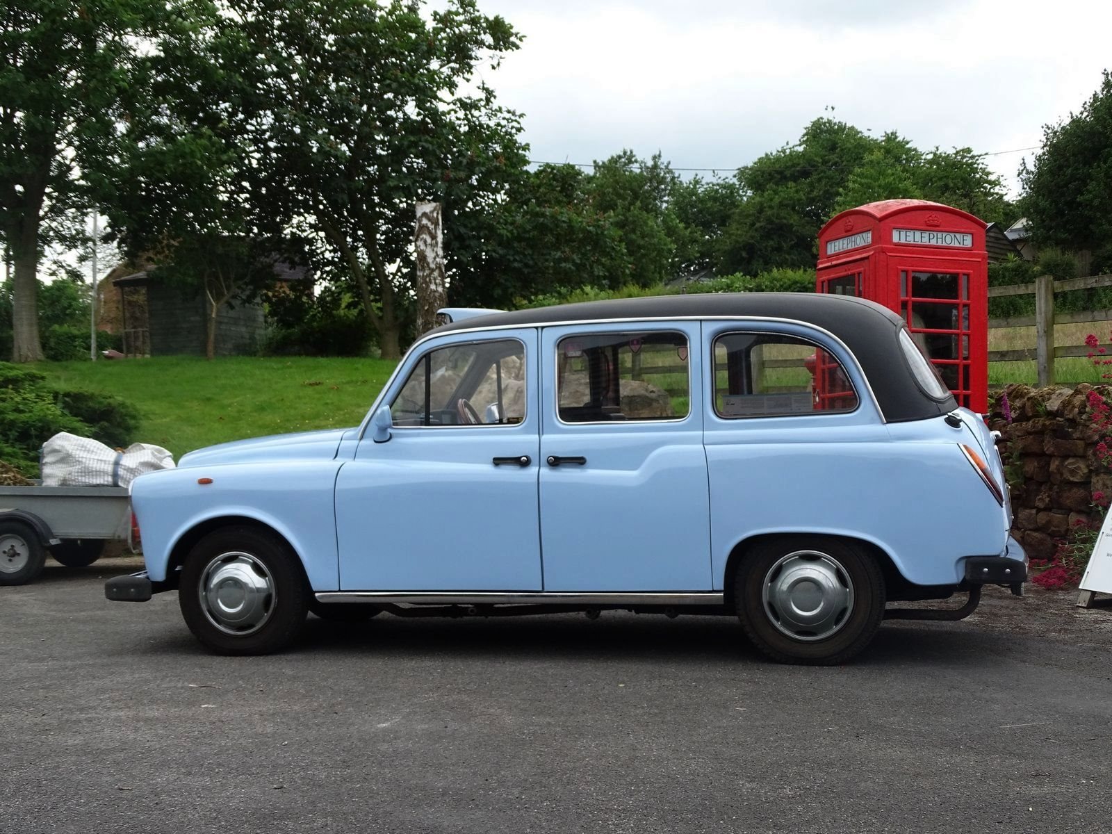 LONDON TAXIS INTERNATIONAL FAIRWAY, foto 2