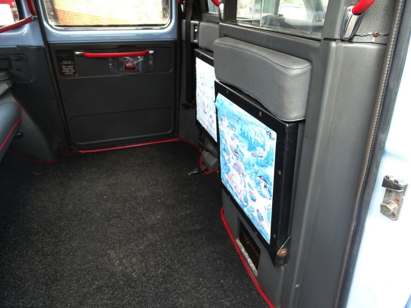 LONDON TAXIS INTERNATIONAL FAIRWAY, foto 15