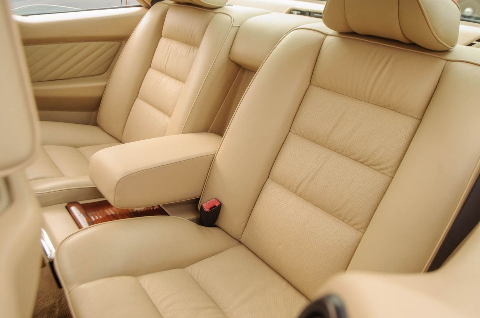 1991 - MERCEDES-BENZ 560 SEC BROWN, foto 74