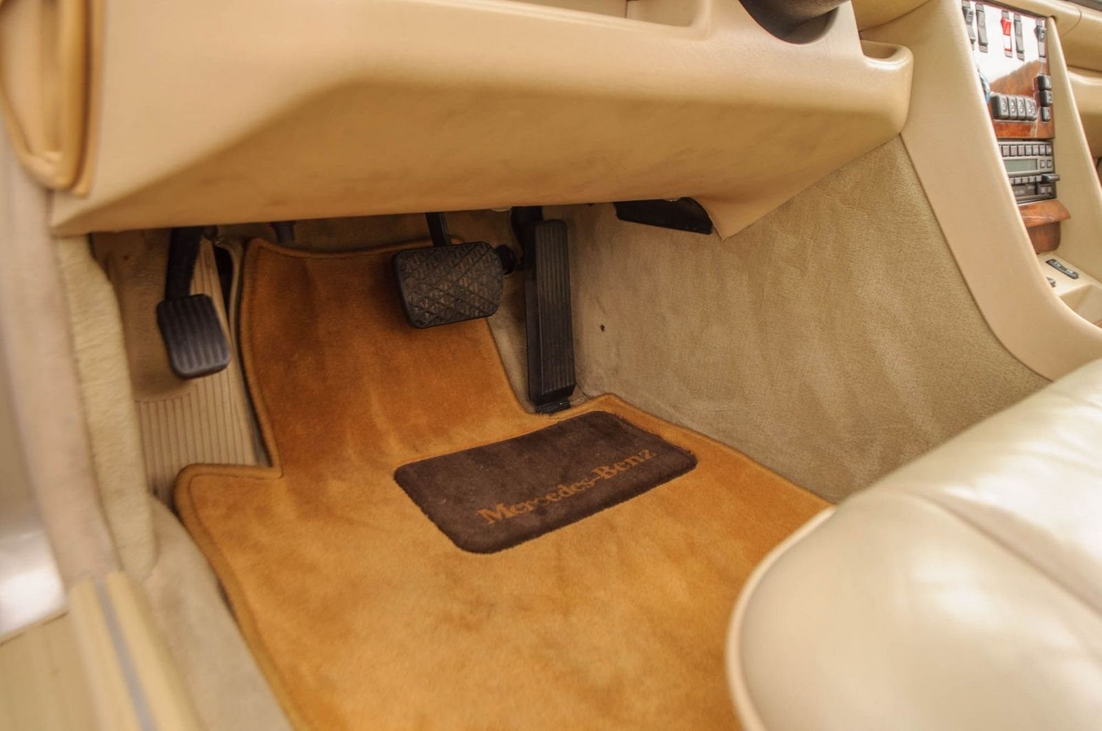 1991 - MERCEDES-BENZ 560 SEC BROWN, foto 78