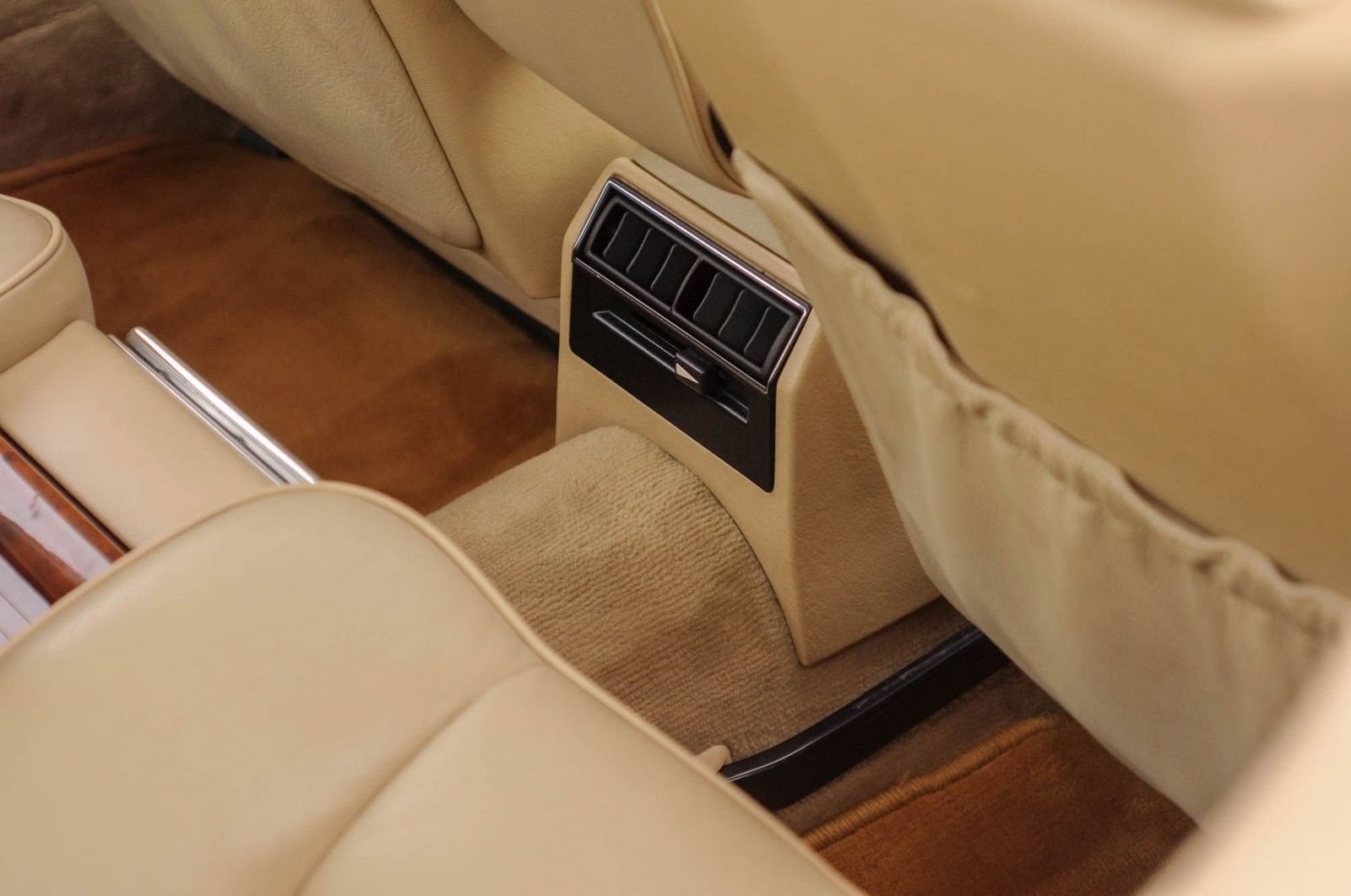 1991 - MERCEDES-BENZ 560 SEC BROWN, foto 105