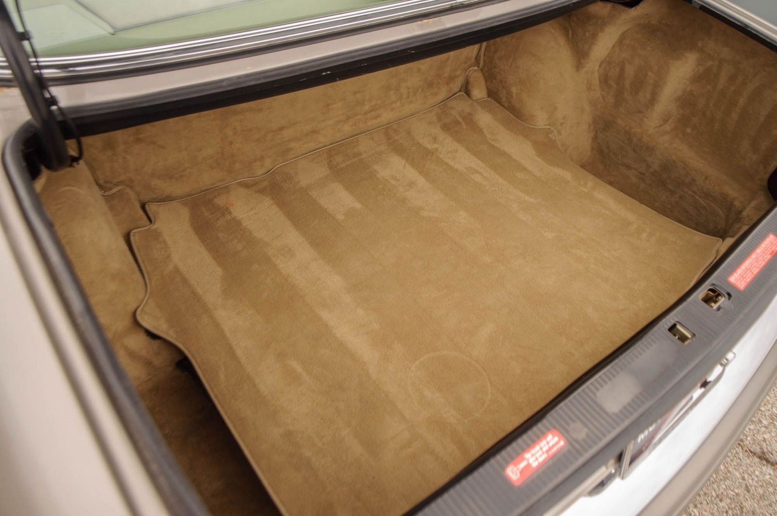 1991 - MERCEDES-BENZ 560 SEC BROWN, foto 107