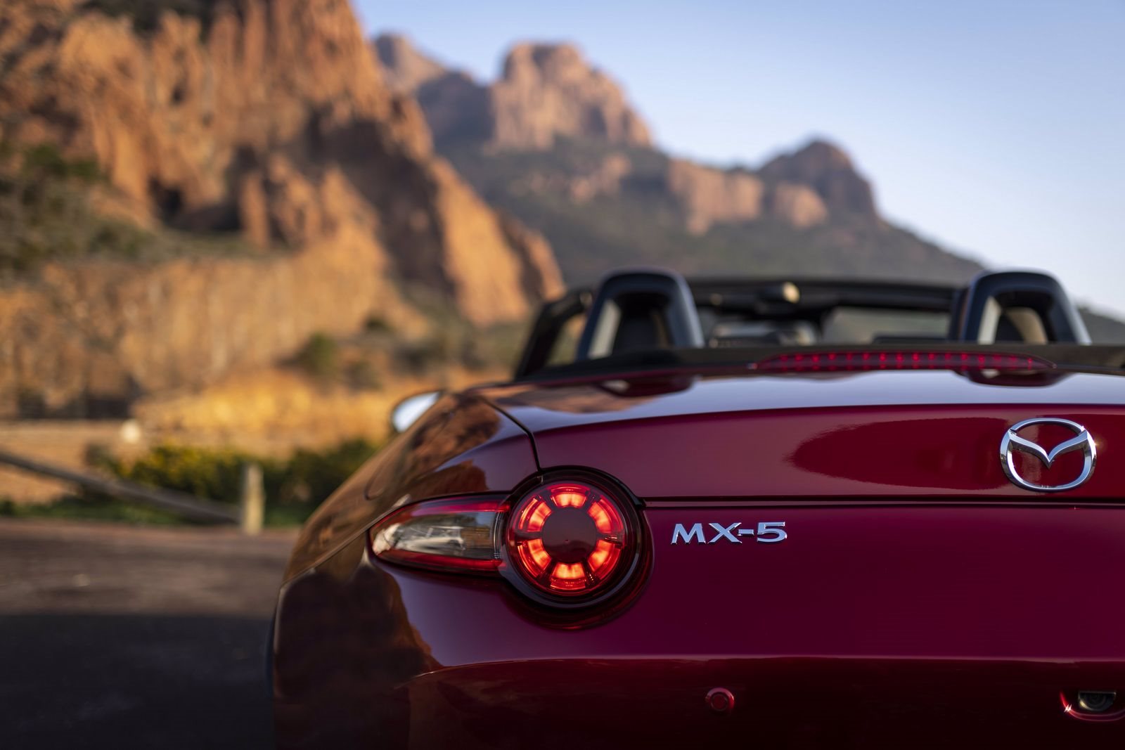 2023 - MAZDA MX-5, foto 37