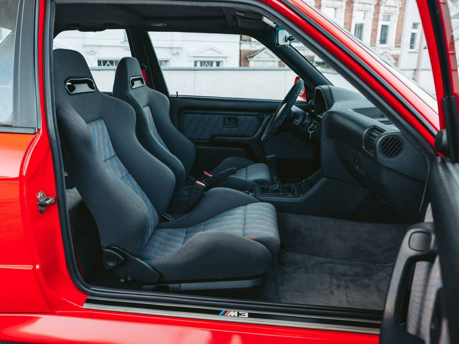 1990 - BMW M3 SEDAN SPORT EVOLUTION ‘THE M POWER COLLECTION’, foto 15