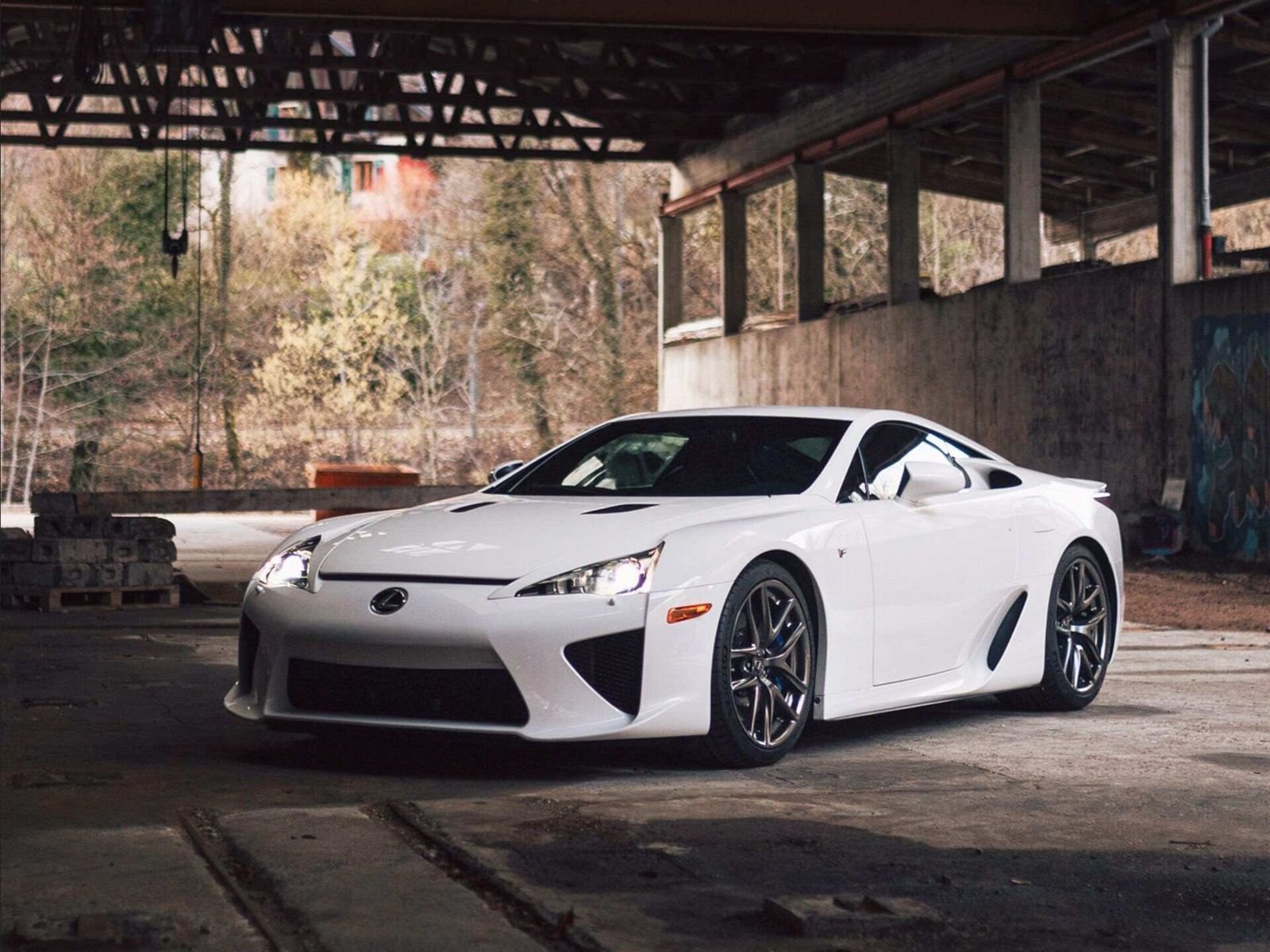 2011 - LEXUS LFA #211, foto 1