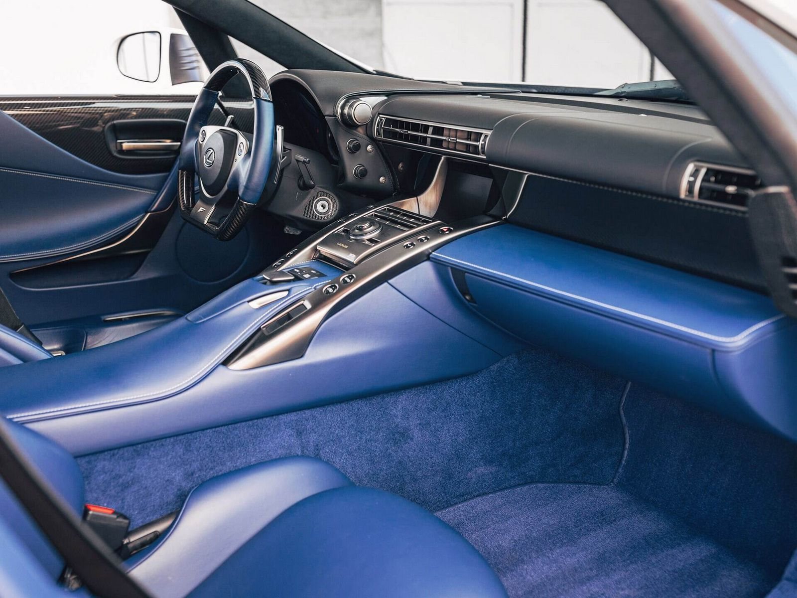 2011 - LEXUS LFA #211, foto 12