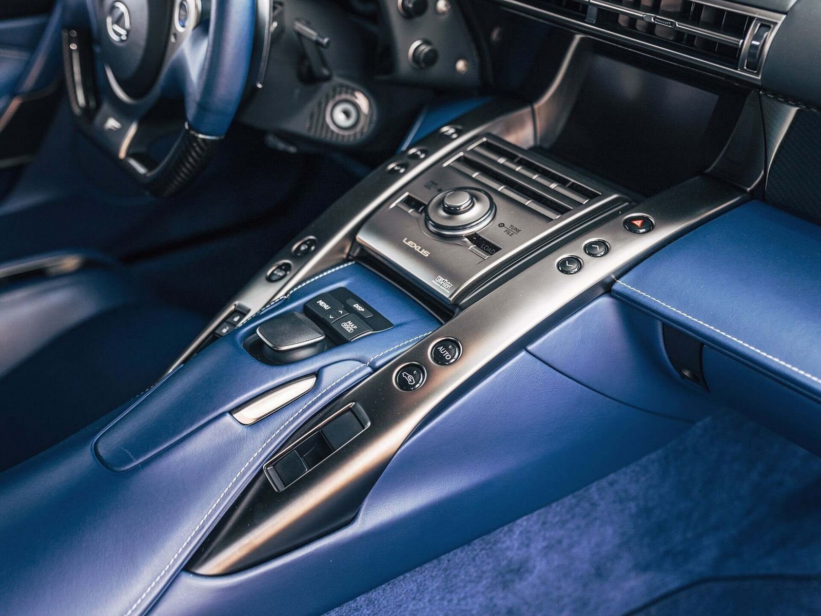 2011 - LEXUS LFA #211, foto 14