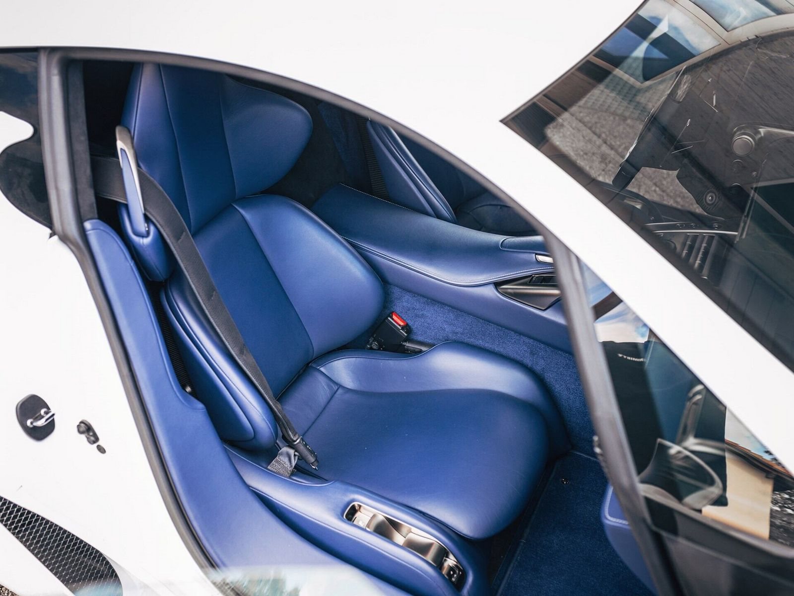 2011 - LEXUS LFA #211, foto 18
