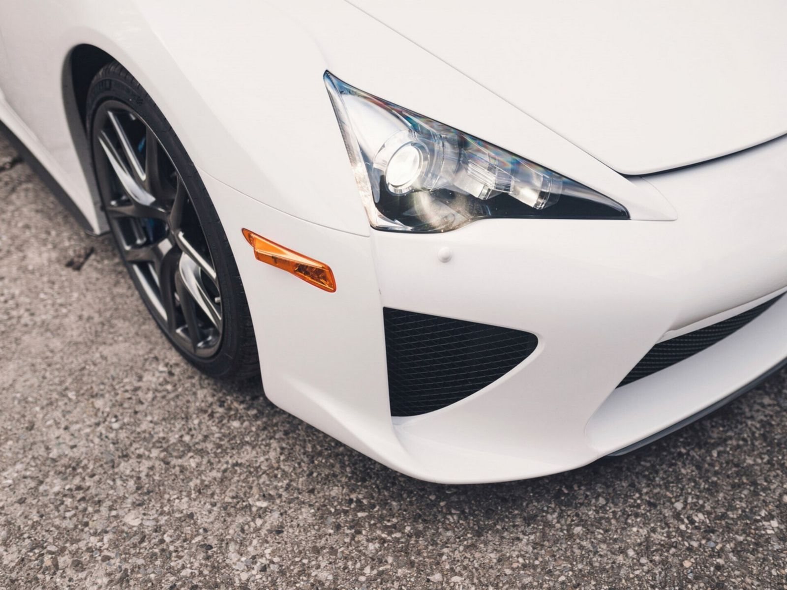 2011 - LEXUS LFA #211, foto 24