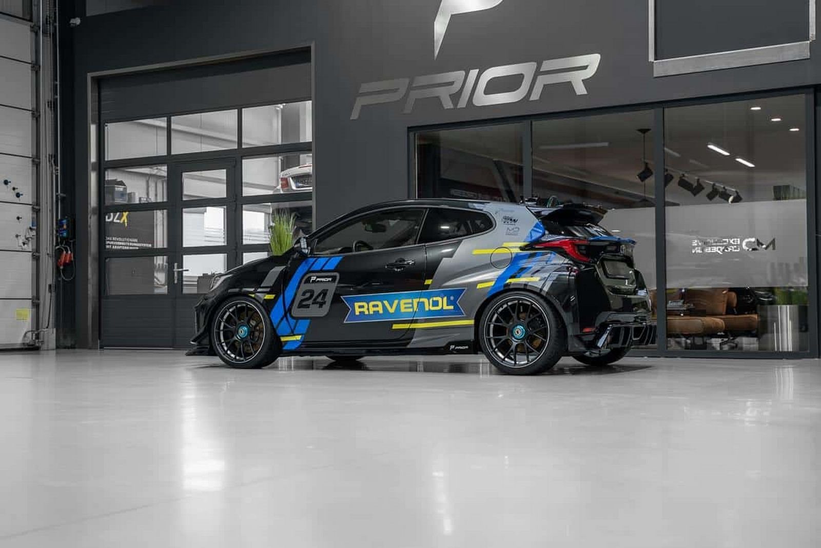 TOYOTA GR YARIS BY PRIOR DESIGN, foto 4