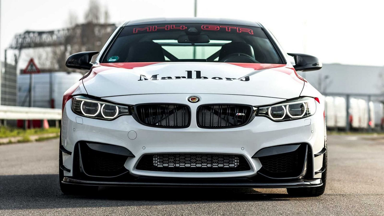 2023 - BMW M4 COUPE MH4 GTR DTM CHAMPION EDITION BY MANHART, foto 4