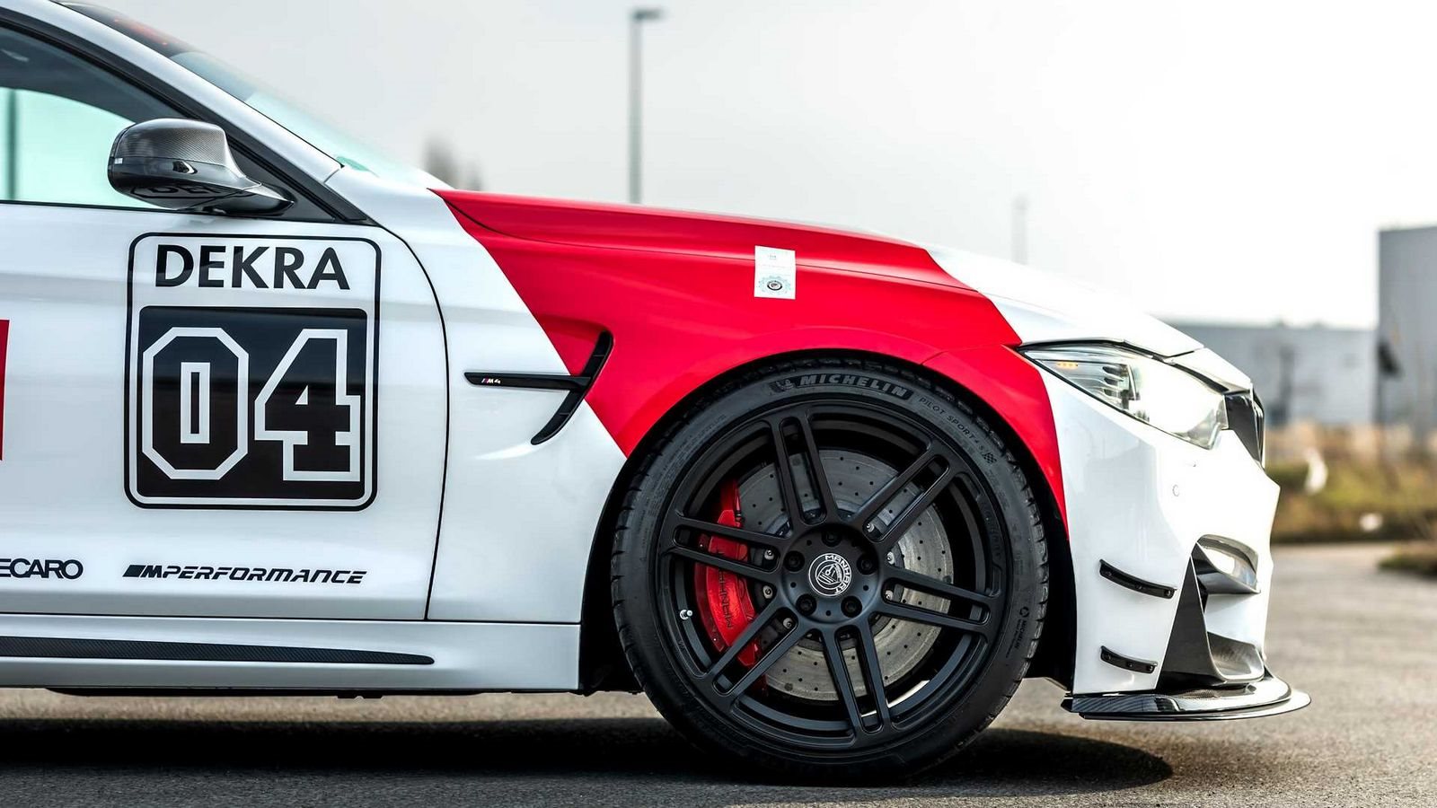2023 - BMW M4 COUPE MH4 GTR DTM CHAMPION EDITION BY MANHART, foto 7