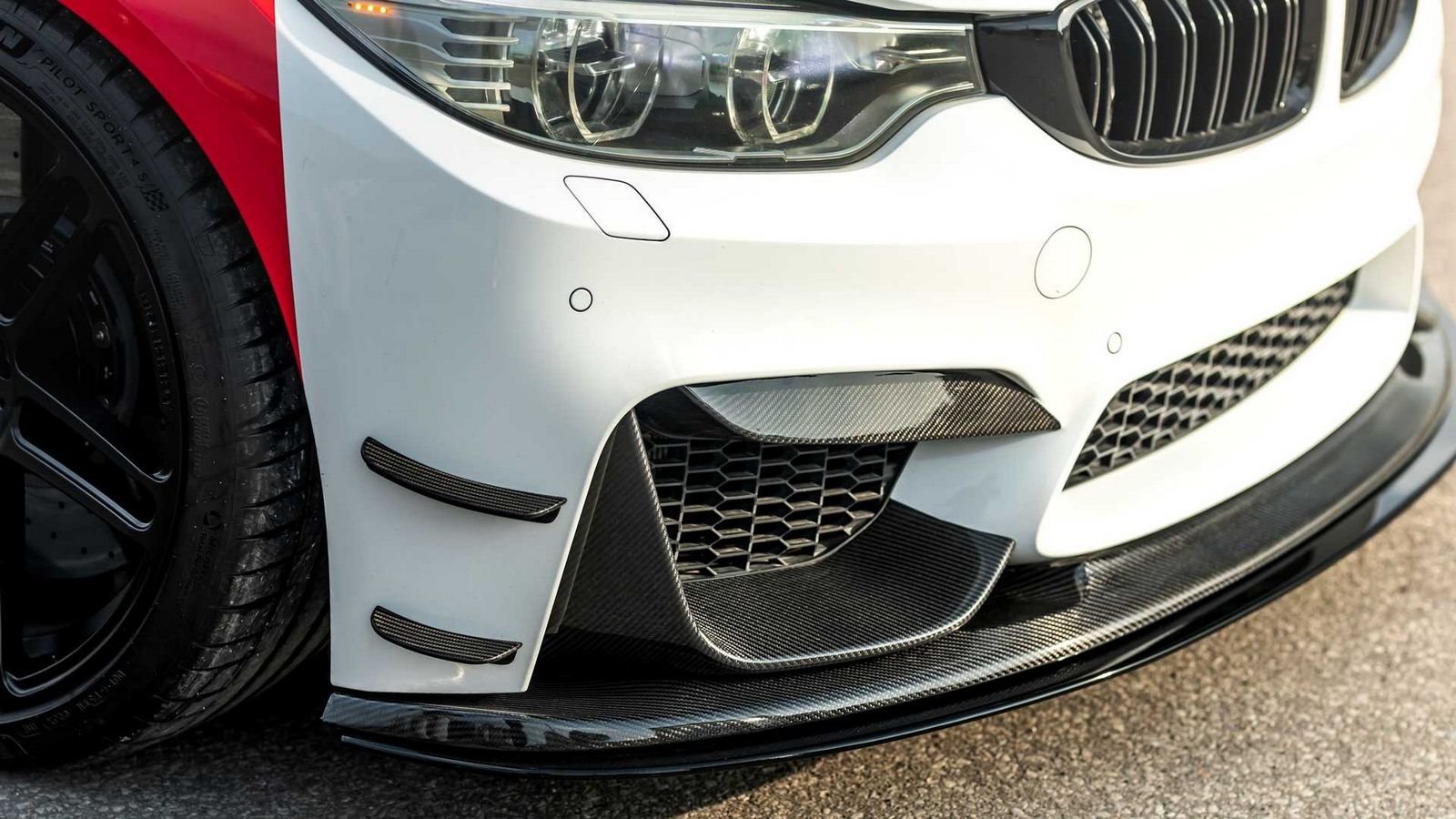 2023 - BMW M4 COUPE MH4 GTR DTM CHAMPION EDITION BY MANHART, foto 14