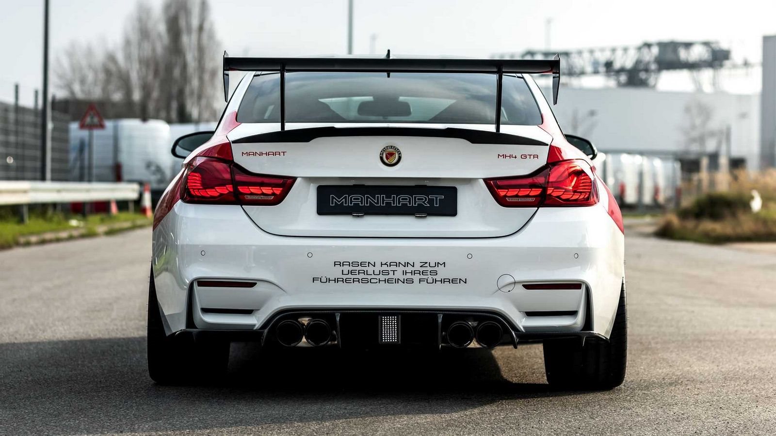 2023 - BMW M4 COUPE MH4 GTR DTM CHAMPION EDITION BY MANHART, foto 17