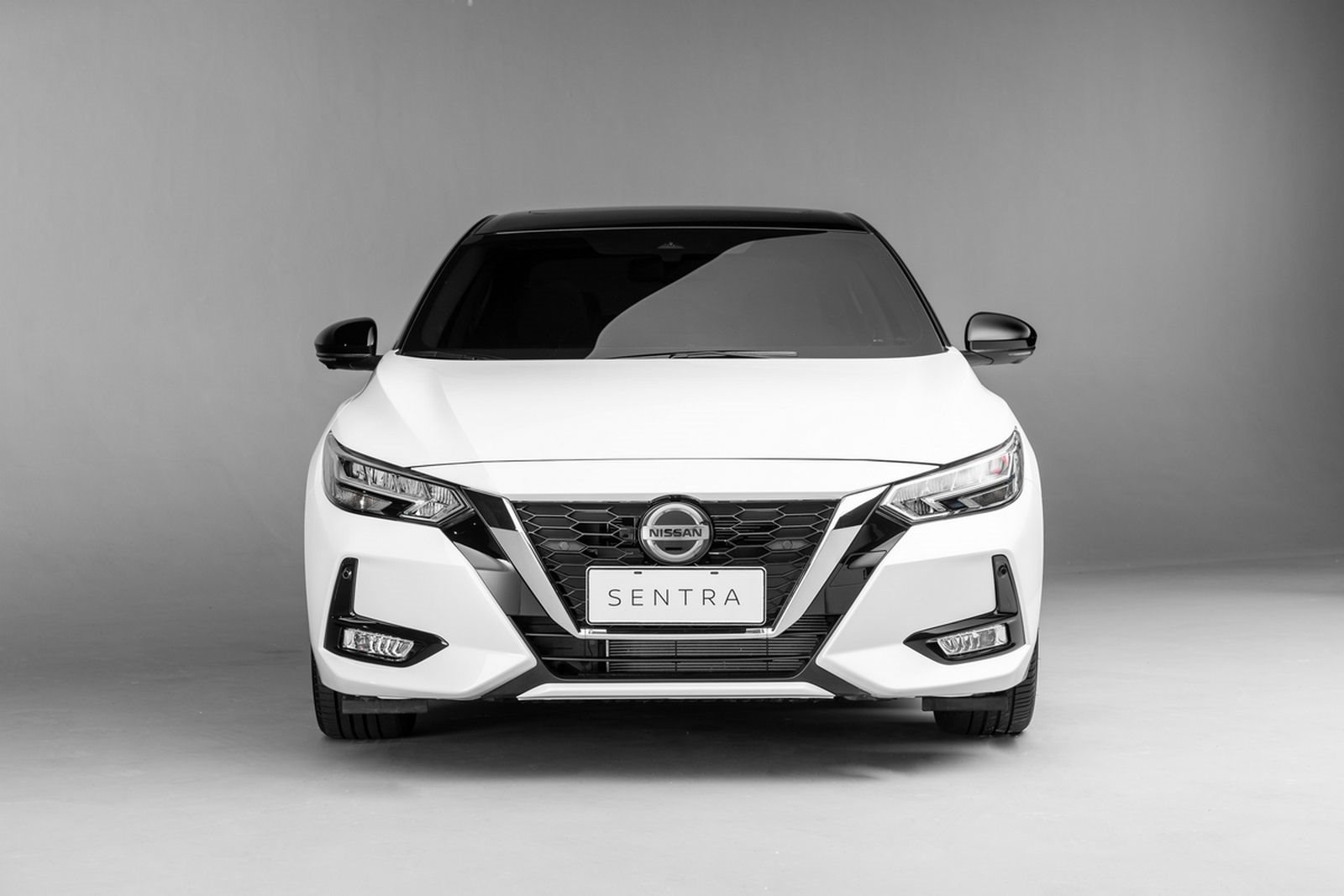 2023 - NISSAN SENTRA, foto 3