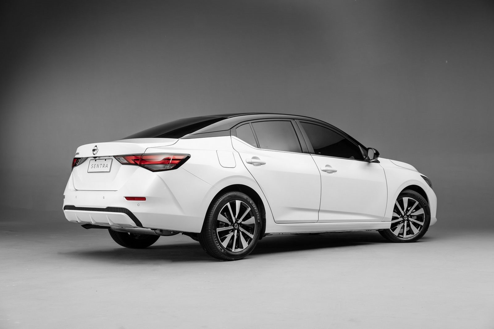 2023 - NISSAN SENTRA, foto 5
