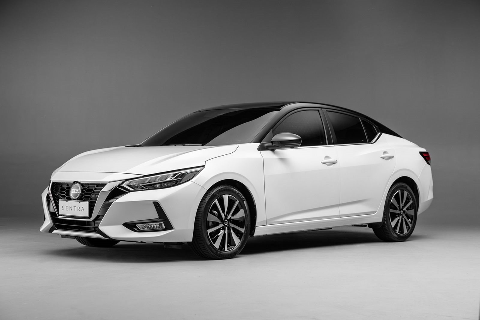 2023 - NISSAN SENTRA, foto 7