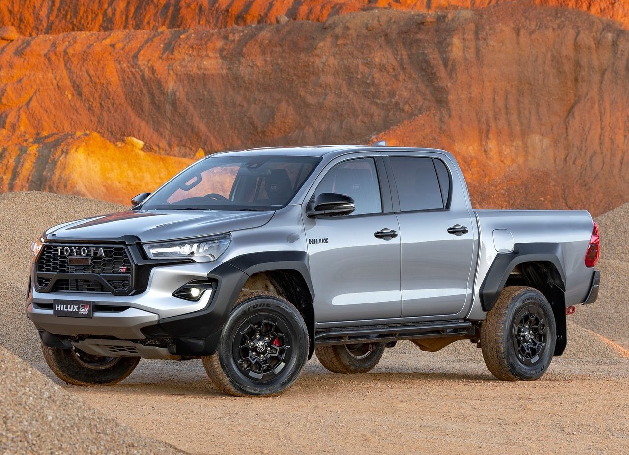 TOYOTA HILUX GR-SPORT, foto 1