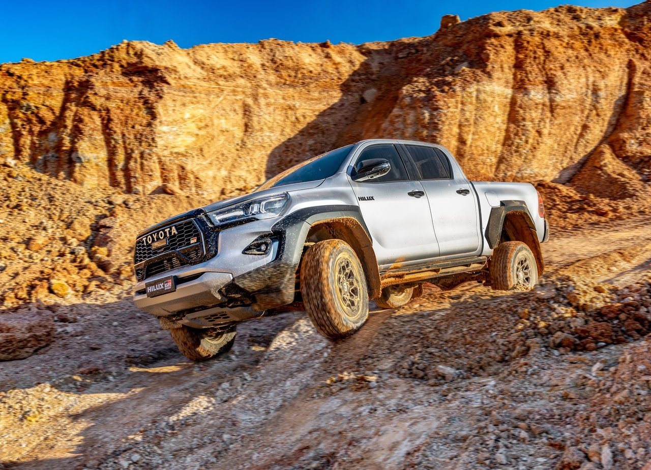 TOYOTA HILUX GR-SPORT, foto 13