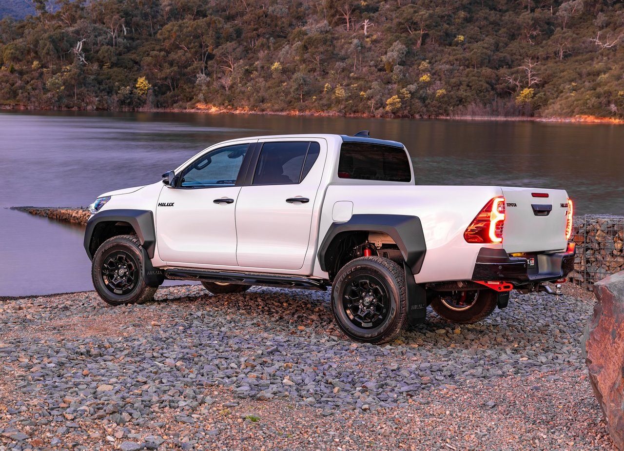 TOYOTA HILUX GR-SPORT, foto 17
