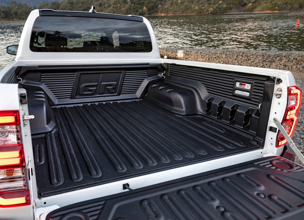 TOYOTA HILUX GR-SPORT, foto 26