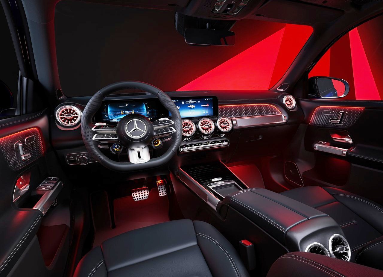 MERCEDES-AMG GLB 35, foto 9