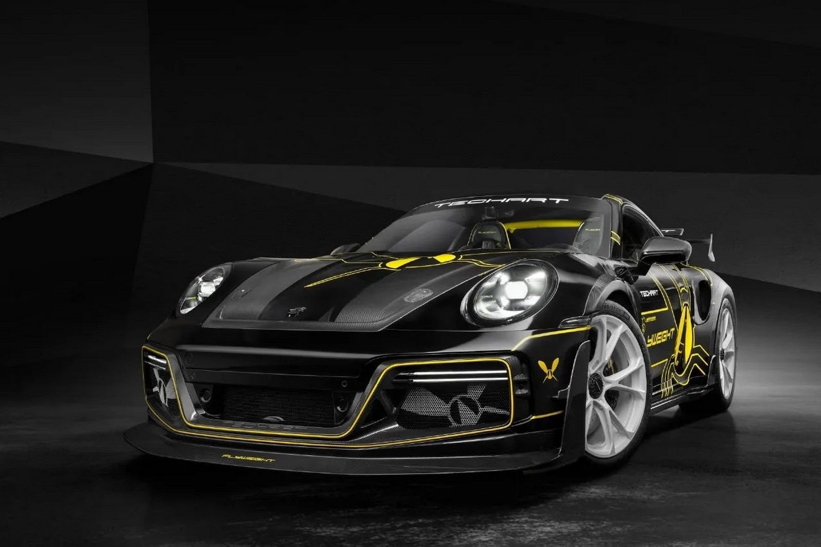 2023 - PORSCHE 911 TURBO TECHART GTSTREET R FLYWEIGHT, foto 1
