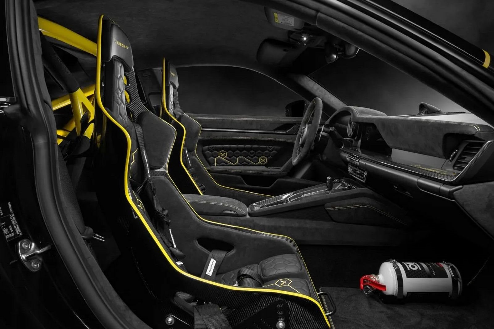 2023 - PORSCHE 911 TURBO TECHART GTSTREET R FLYWEIGHT, foto 17