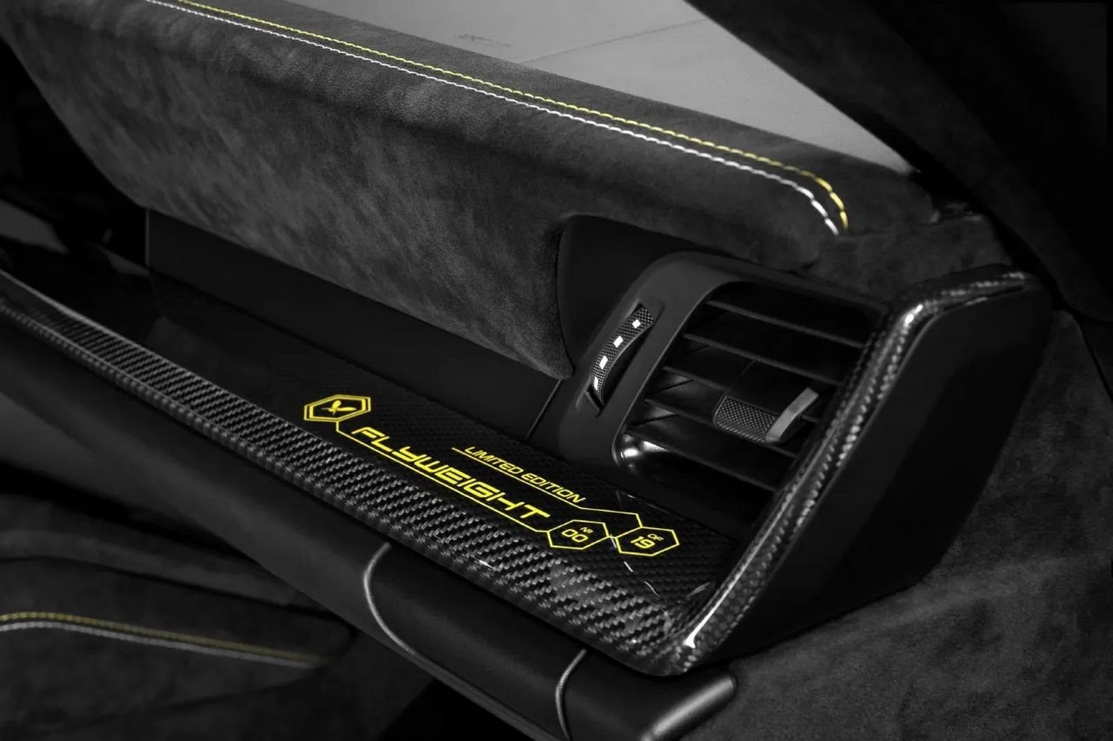 2023 - PORSCHE 911 TURBO TECHART GTSTREET R FLYWEIGHT, foto 22