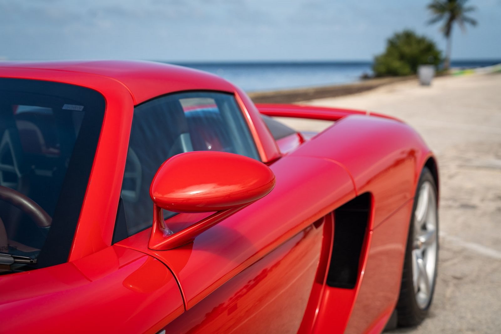 2004 - PORSCHE CARRERA GT GUARDS RED, foto 7