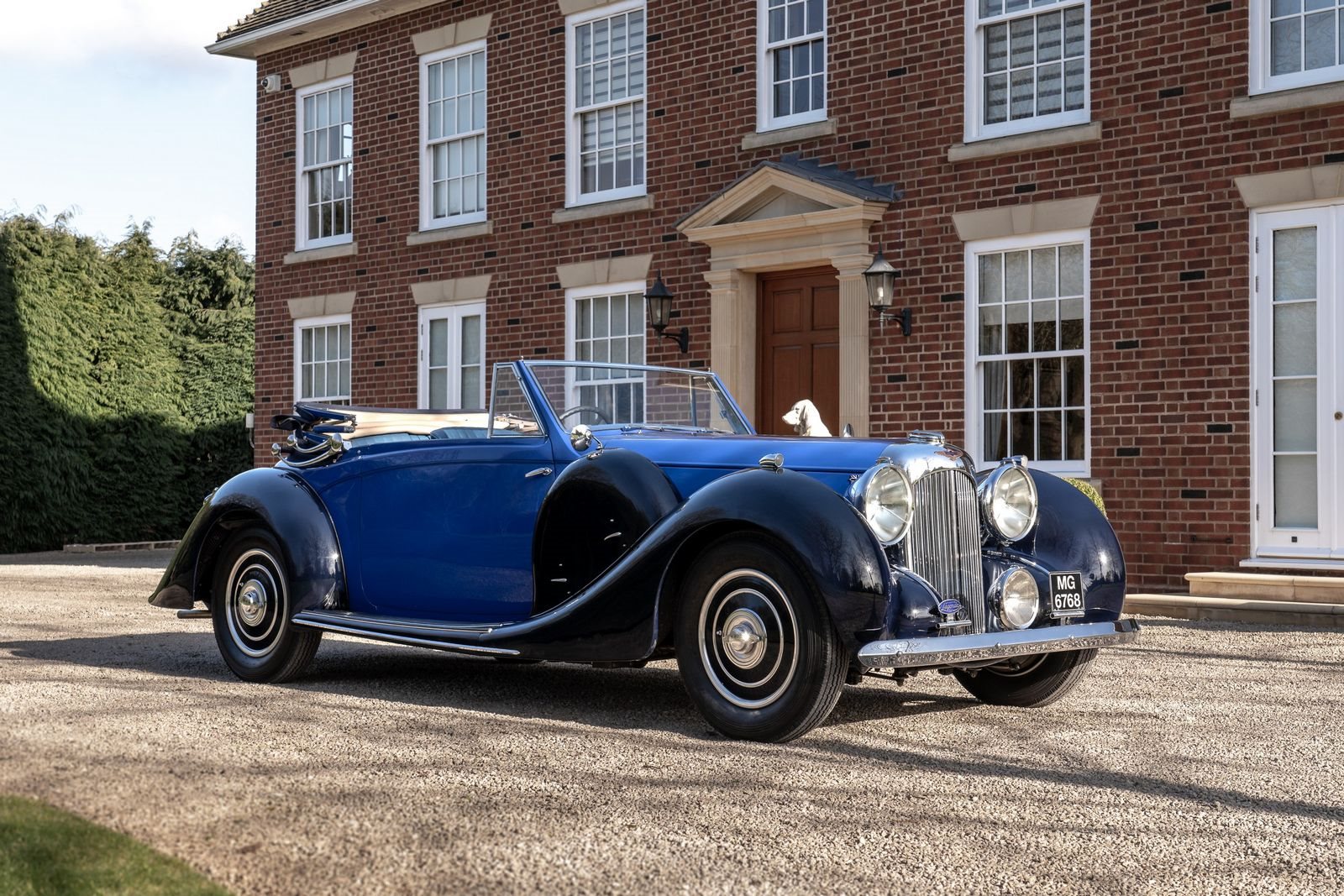 1939 - LAGONDA V12 DROPHEAD COUPE BLUE, foto 3