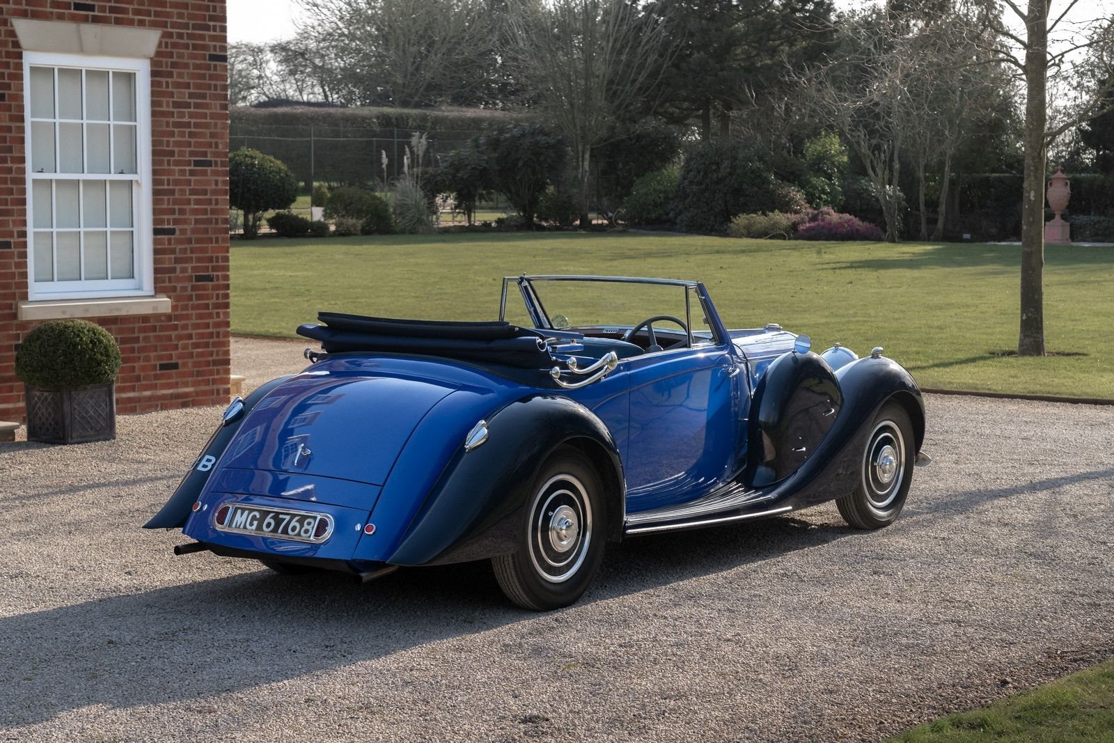 1939 - LAGONDA V12 DROPHEAD COUPE BLUE, foto 5