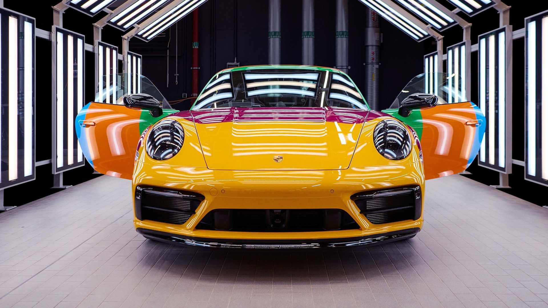 2023 - PORSCHE 911 CARRERA GTS 30 YEARS PORSCHE THAILAND EDITION, foto 4