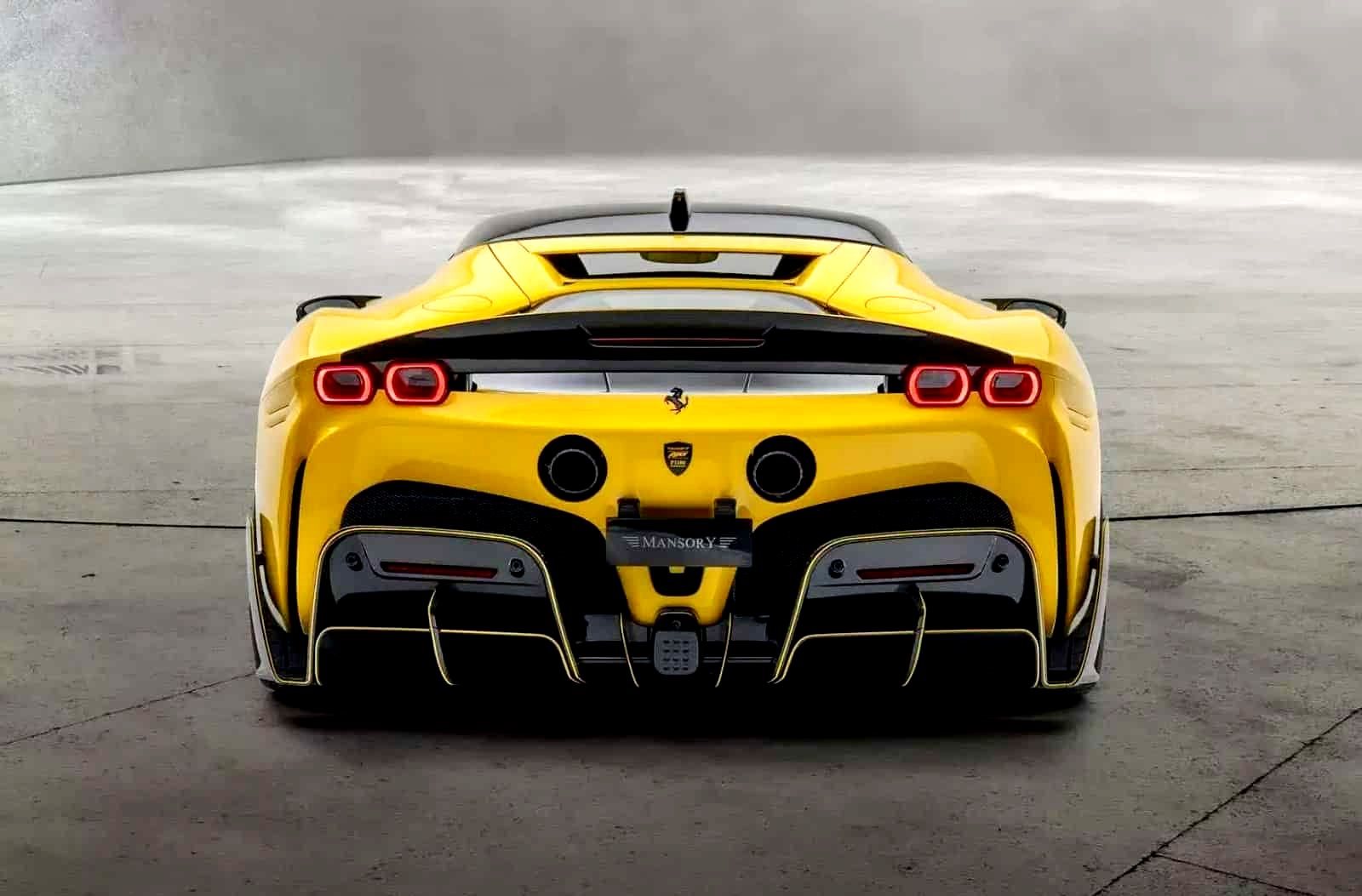 FERRARI SF90 STRADALE SOFTKIT BY MANSORY, foto 5