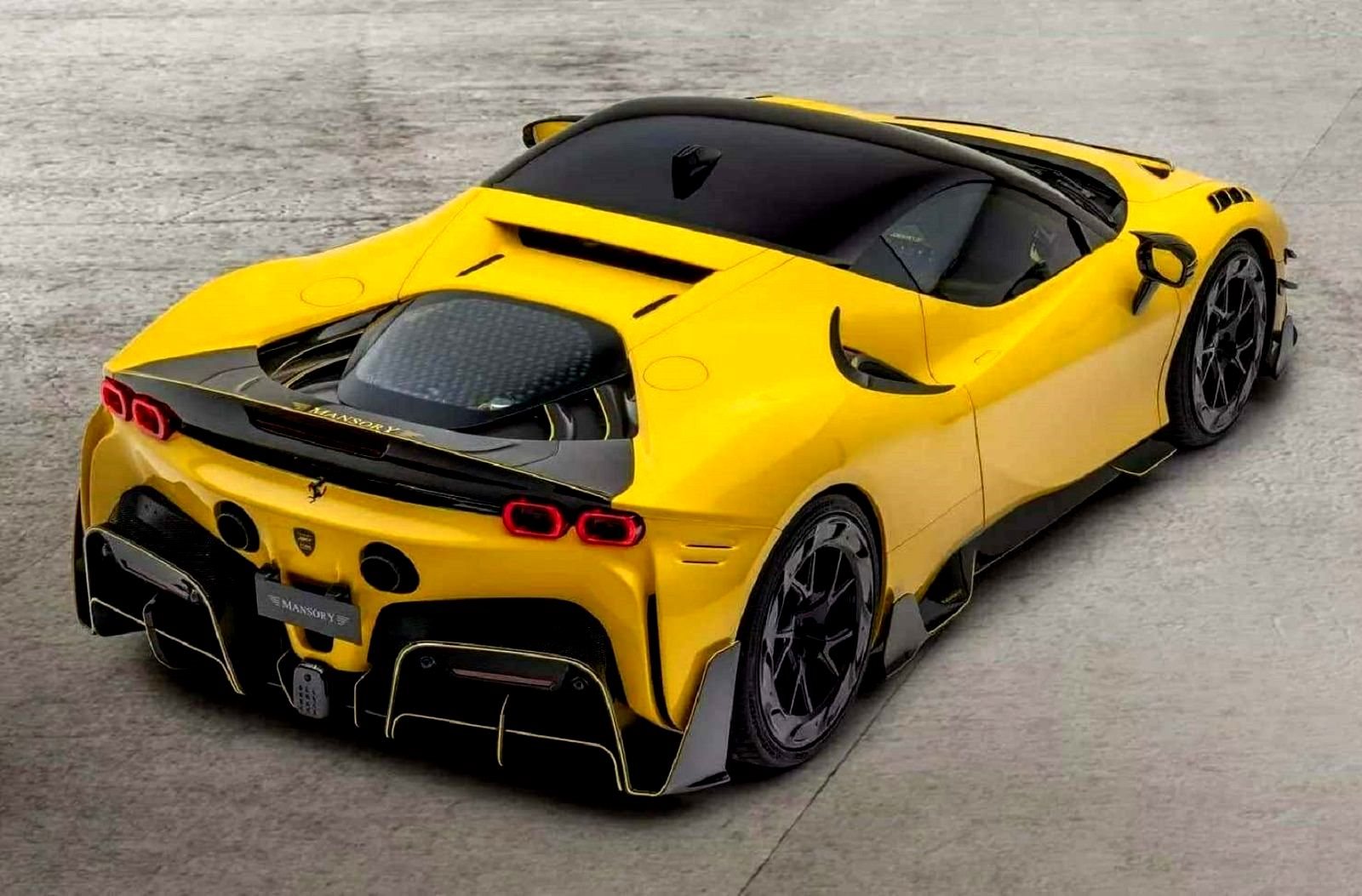 FERRARI SF90 STRADALE SOFTKIT BY MANSORY, foto 7
