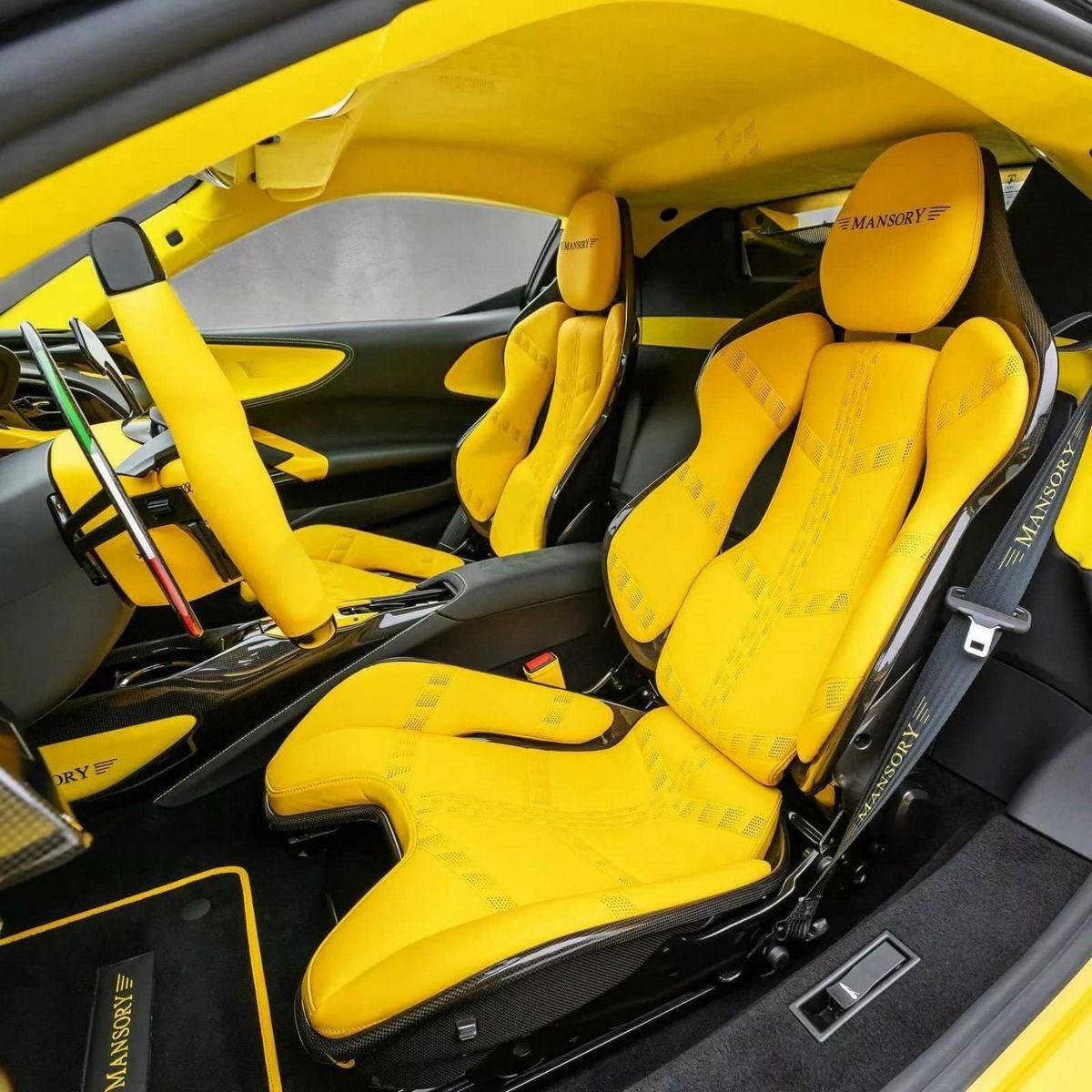 FERRARI SF90 STRADALE SOFTKIT BY MANSORY, foto 9