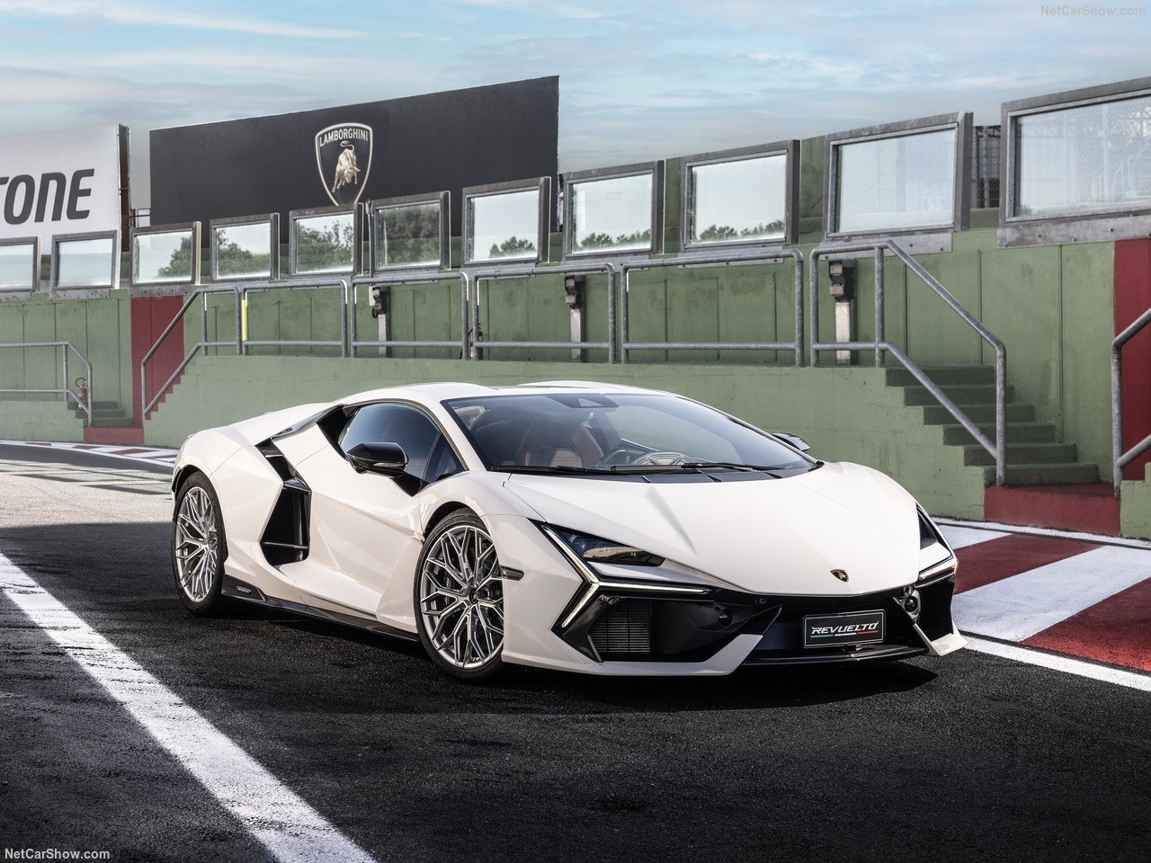 2024 - LAMBORGHINI REVUELTO, foto 1
