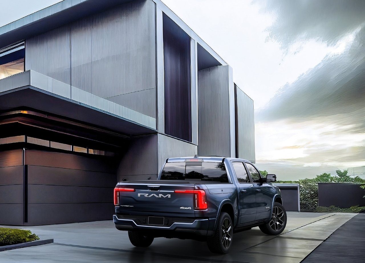 2025 - RAM 1500 REV, foto 7
