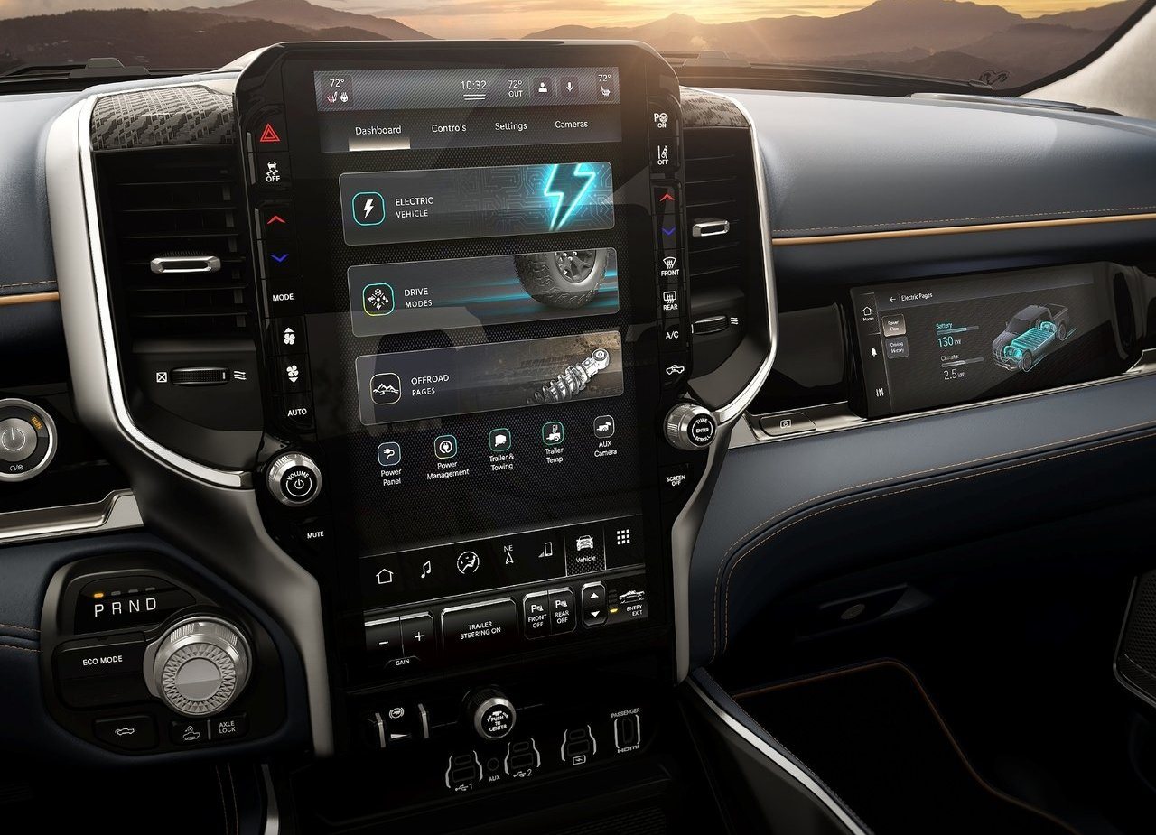 2025 - RAM 1500 REV, foto 15