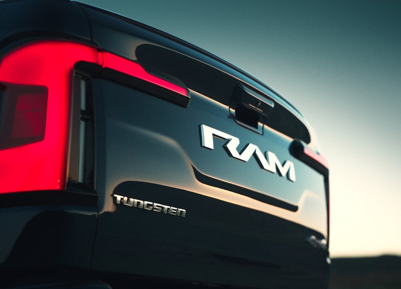 2025 - RAM 1500 REV, foto 27