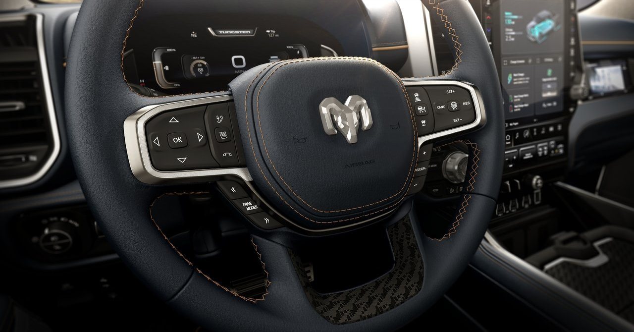 2025 - RAM 1500 REV, foto 34