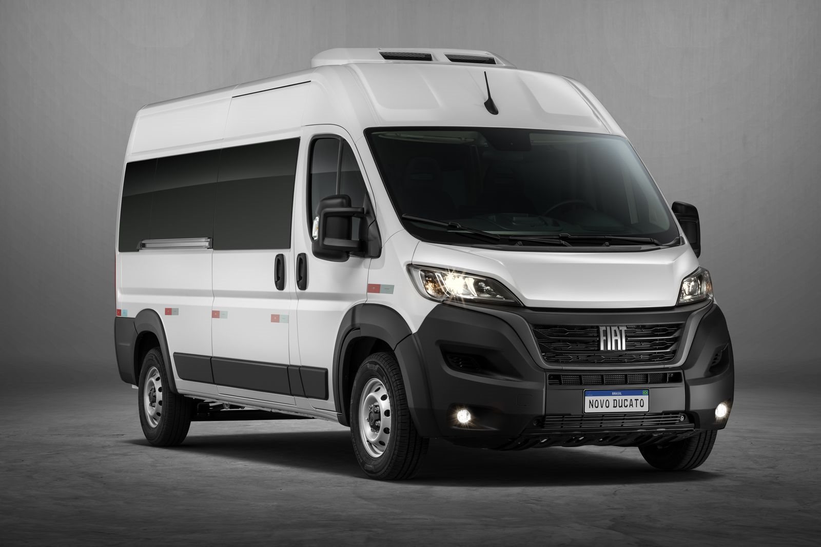 2023 - FIAT DUCATO MINIBUS EXECUTIVO, foto 1
