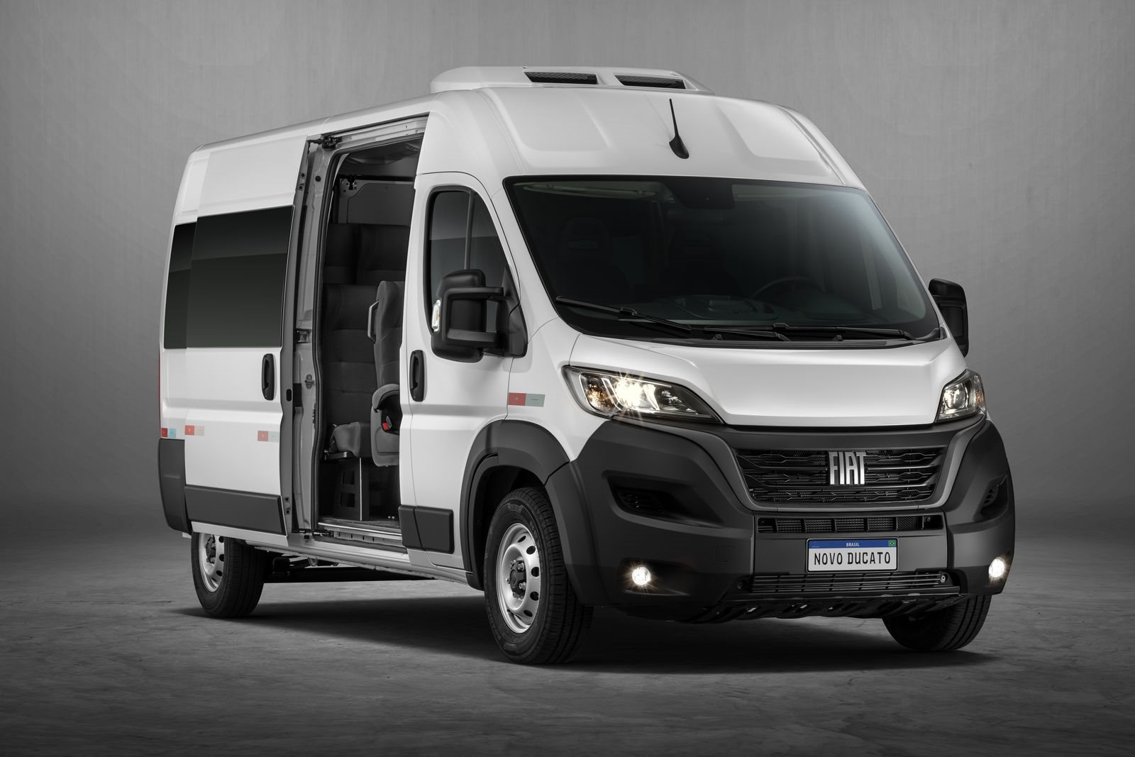 2023 - FIAT DUCATO MINIBUS EXECUTIVO, foto 2