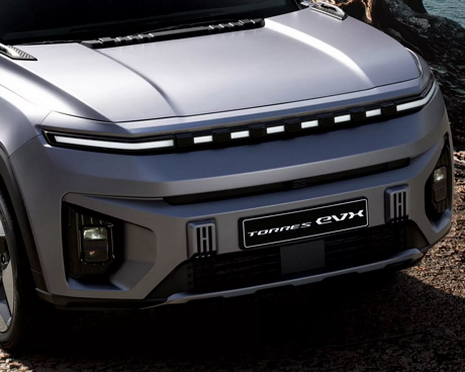 SSANGYONG TORRES EVX, foto 21