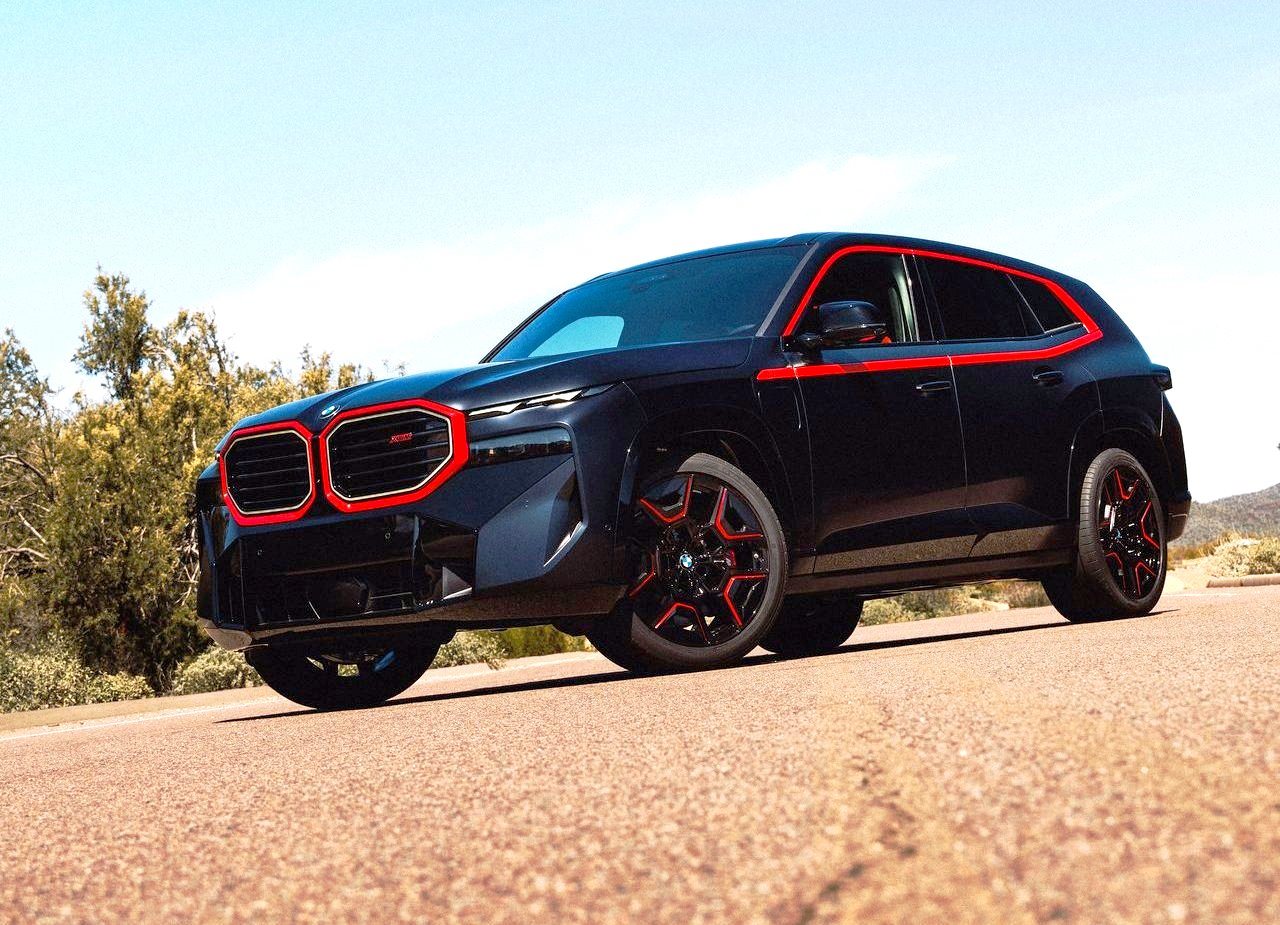 2024 - BMW XM LABEL RED, foto 1