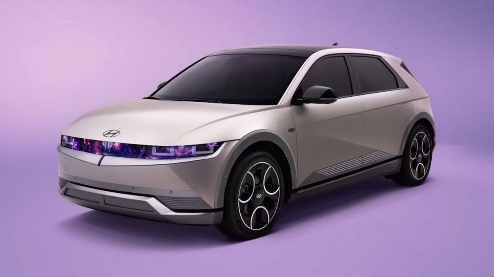 2023 - HYUNDAI IONIQ 5 DISNEY100 PLATINUM CONCEPT, foto 1