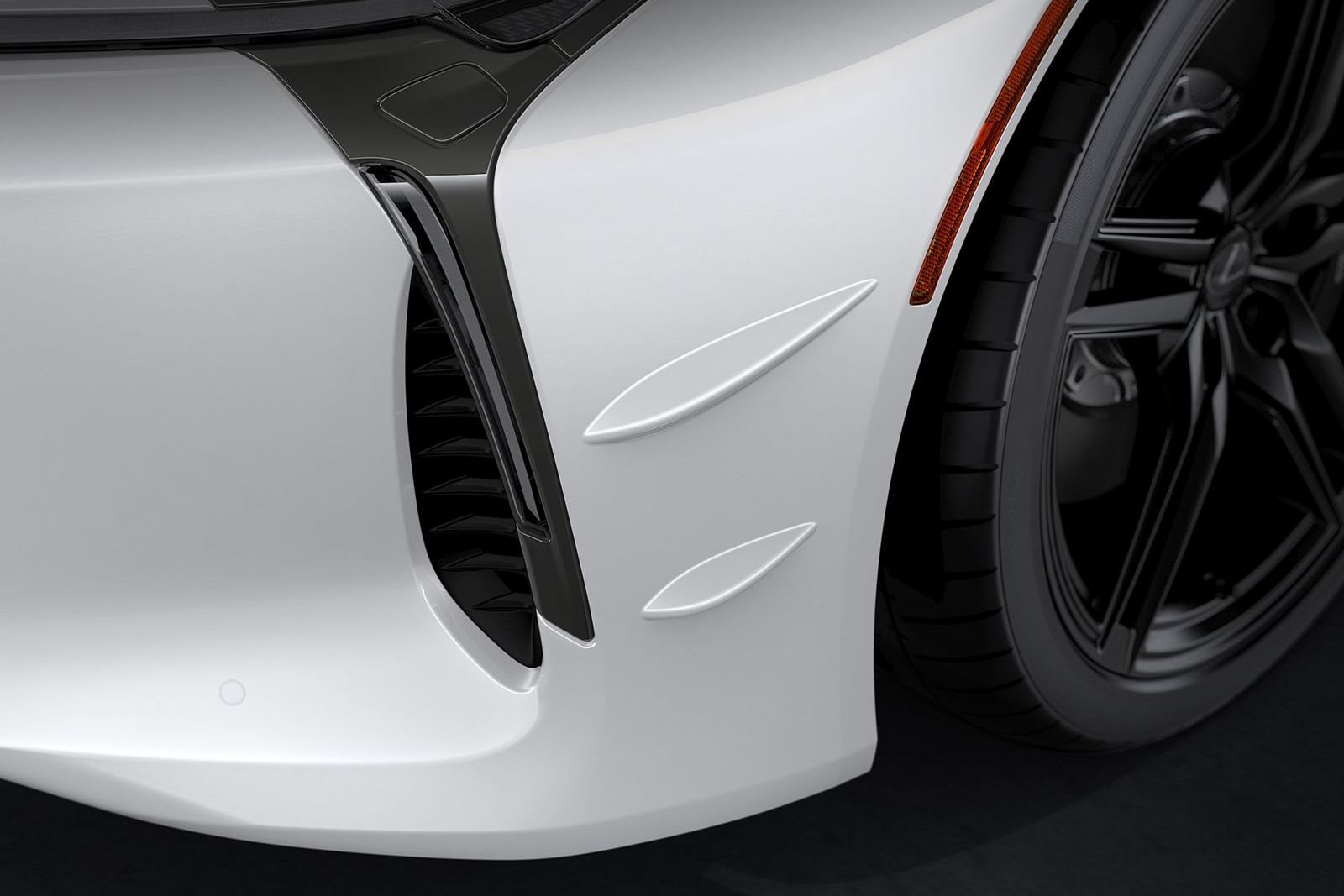 LEXUS LC, foto 3