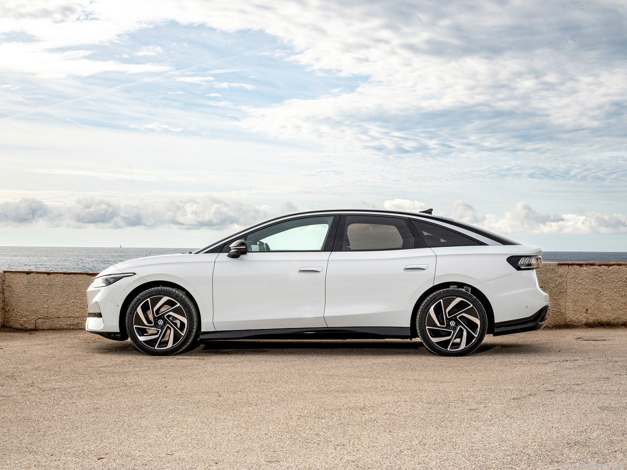 VOLKSWAGEN ID.7, foto 32