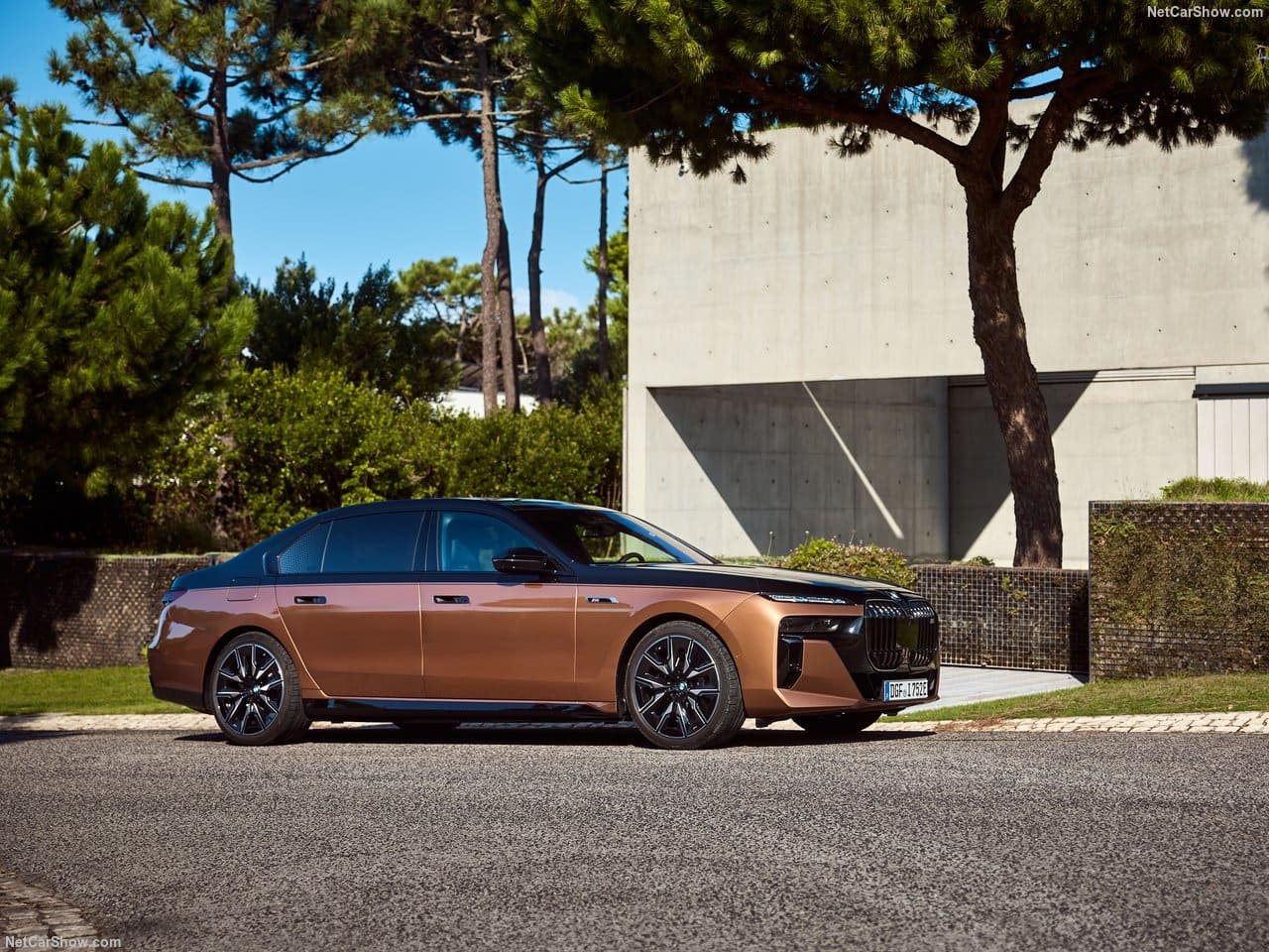 2024 - BMW i7 M70 xDRIVE, foto 36