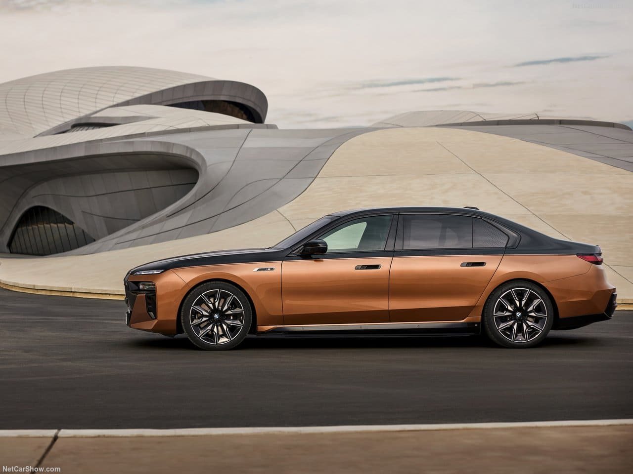 2024 - BMW i7 M70 xDRIVE, foto 89